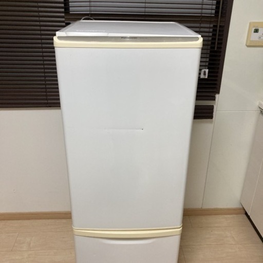 冷蔵庫　Panasonic NR-B174W-W
