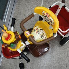 【売切り】 美品 idea Disny ディズニー くまのプーさん 幼児用 三輪車 ポップアップカーゴ アシストグリップ 日よけ付の画像