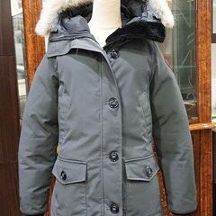 【苫小牧バナナ】良品 CANADA GOOSE/カナダグース 2603 JL BRONTE PARKA ダウンジャケット M グレー ファーフード付き ♪