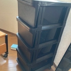 【急募２６日】カインズ　収納ケース4段の画像