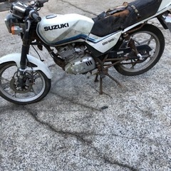 スズキ GS125E 