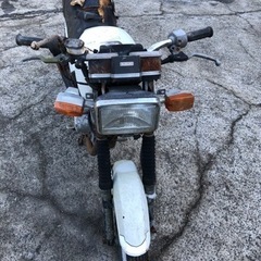 スズキ GS125E の画像