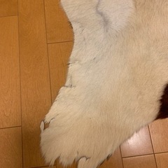 カウラグ　牛革　ラグ　値下げ (やぶれた箇所あり)の画像