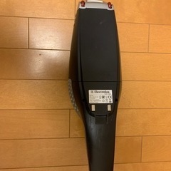 ハンディクリーナー　小型掃除機の画像