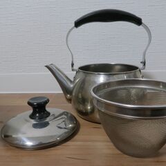 茶こし付きやかん　煮だしができる便利なものです。　取りに来られる方に差し上げます！　本日12/26（日）まで時間限定！ の画像