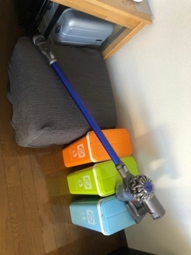 訳あり　ダイソン　Dyson DC74 掃除機