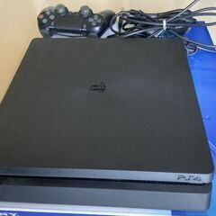 PlayStation 4 ジェット・ブラック 500GB