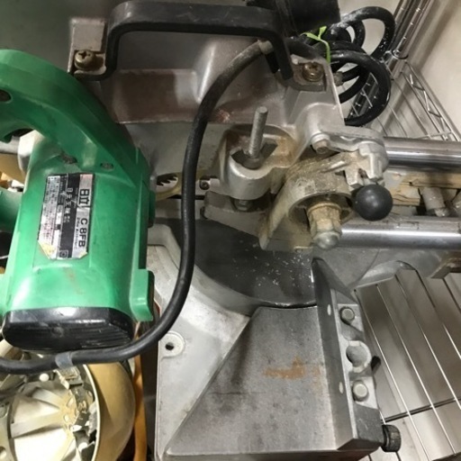 【中古】HITACHI 216mm 卓上スライド丸のこ C 8FB