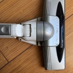 アイリスオーヤマ　コードレス掃除機の画像
