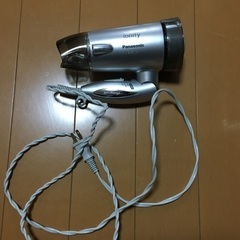 パナソニック ドライヤー　2015年製の画像