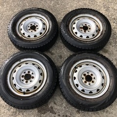 ブリヂストン スタッドレス  VRX 175/70R14 鉄チン4穴マルチの画像