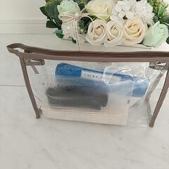 ♡LAURA  ASHLEY♡ポーチ付きアメニティの画像