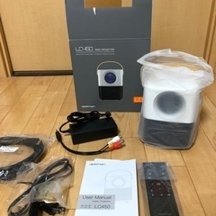 値下げ⭐︎ミニプロジェクター　APEMAN LC450の画像