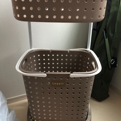 キャスター付き雑貨入れ