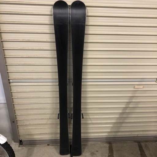 ②スキー板　水色128cm、靴23.0cm、ブーツケース