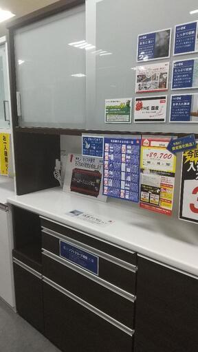食器棚