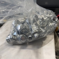 トヨタ　30ヴェルファイア純正ホイール18インチ