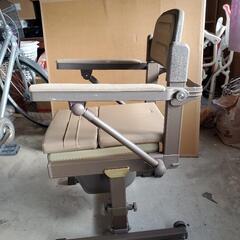 ポータブルトイレを譲りますの画像