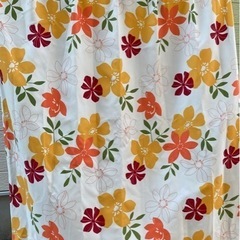【受け渡し予定者決定】ニトリ 花柄カーテン 幅:100 丈:140