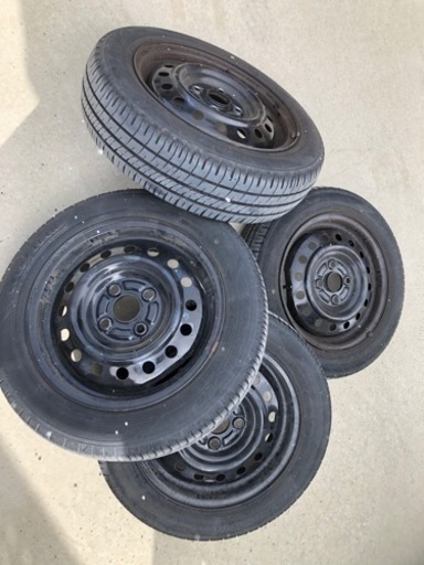 ミライース　純正タイヤ、ホイール