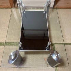 ガラステーブル