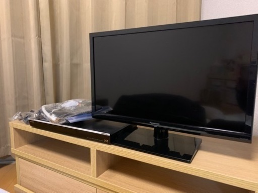 美品　パナソニック24インチTV /ソニー　ブルーレイレコーダー