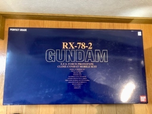 パーフェクトグレード　ガンダム（作りかけ）
