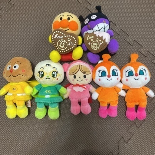 アンパンマンのぬいぐるみ