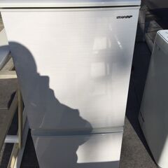 【シャープ】2ドア 冷凍冷蔵庫 137L SJ-D14F-W 2...