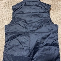 ⭐️【中古】訳ありダウンベスト（リバーシブル）Ｍの画像