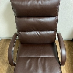 関家具 レザーポケットコイルチェアの画像