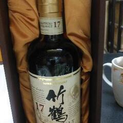 竹鶴17年　700ml　未開封　箱付き(シール跡あり）の画像