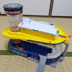タカラトミー　ダブルアクショントミカビルの画像