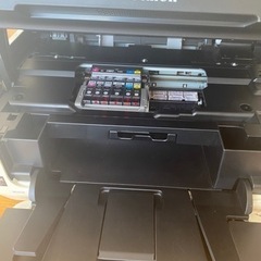 canonプリンターと新品インクカートリッジの画像