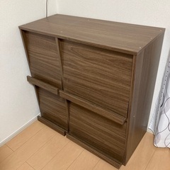 【取引完了】ディスプレイラック(蓋付き2段棚)