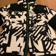 新品タグ付き❗️NUMERALS ダウンジャケット