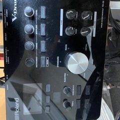 電子ドラム　Roland製　定価30万くらいだったやつの画像