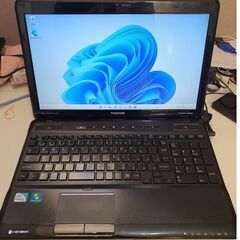 美品　希少 6ヶ月保証（Windows 11+Office2021年）TOSHIBA QOSMIO T550