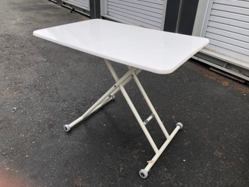 折り畳みテーブル　頑丈です！作業台などに！