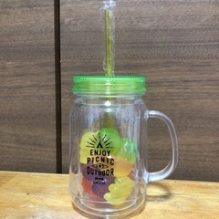 ストロー付き　コップ