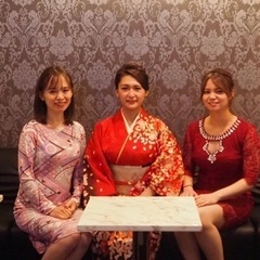 ラウンジスタッフの画像