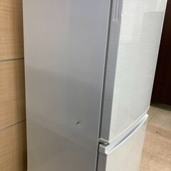 管理番号JTH-24 中古　動作確認済み　2ドア冷蔵庫 SHARP　シャープ　SJ-14X-W　137リットル　右開きの画像