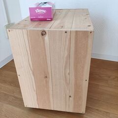 キャスター付き台　DIYの画像