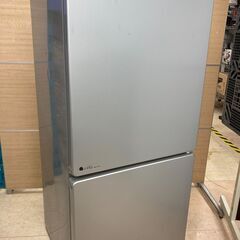 管理番号JTH-28 中古　動作確認済み　2ドア冷蔵庫 U-ING　ユーイング　UR-J110F　110リットル　右開き　の画像