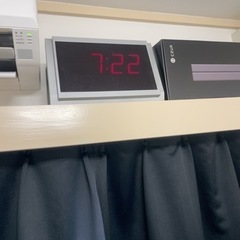 暗闇で光る デジタルクロック ジャンク品