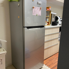綺麗な冷蔵庫　2018年製
