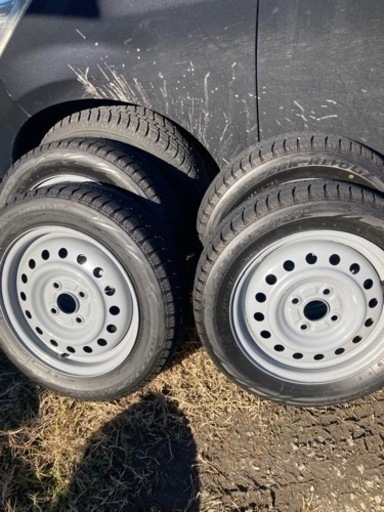 商談中　ダイハツ純正ホイール(塗装済み)スタッドレスタイヤ155/65-14