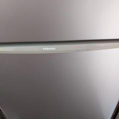 東芝冷蔵庫。古いですけど普通に使ってますの画像
