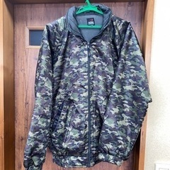 防寒ジャケット