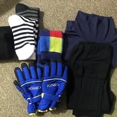 取引中　スキーアンダーウェア　靴下　手袋　120cm